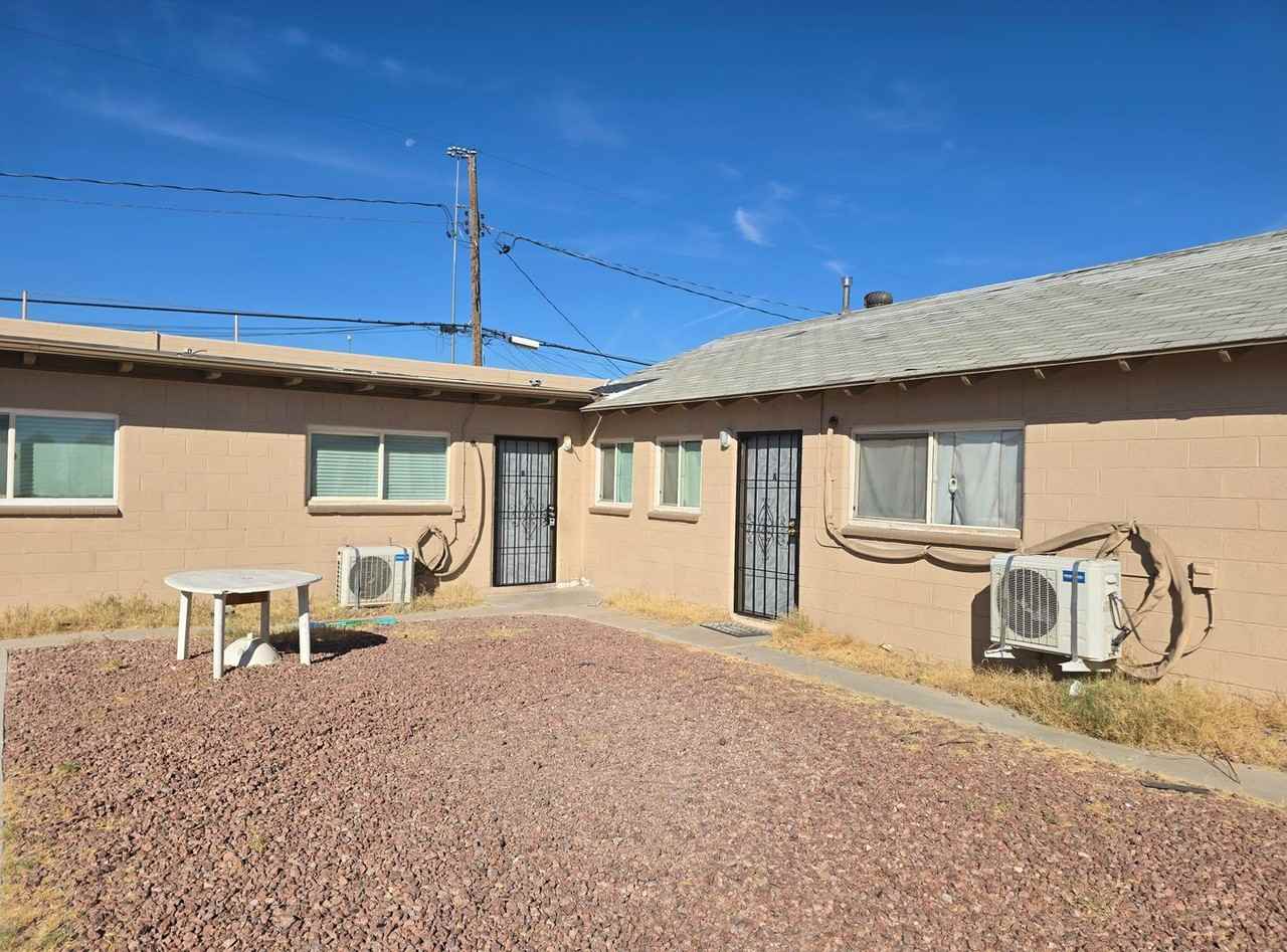 HERNANDEZ PRINCETON 1911 NORTH LAS VEGAS NV 89030 - Photo 3 of 33