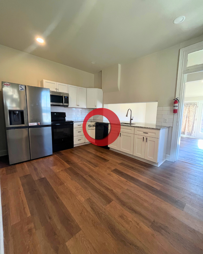 546 E High St - Photo 5 of 21