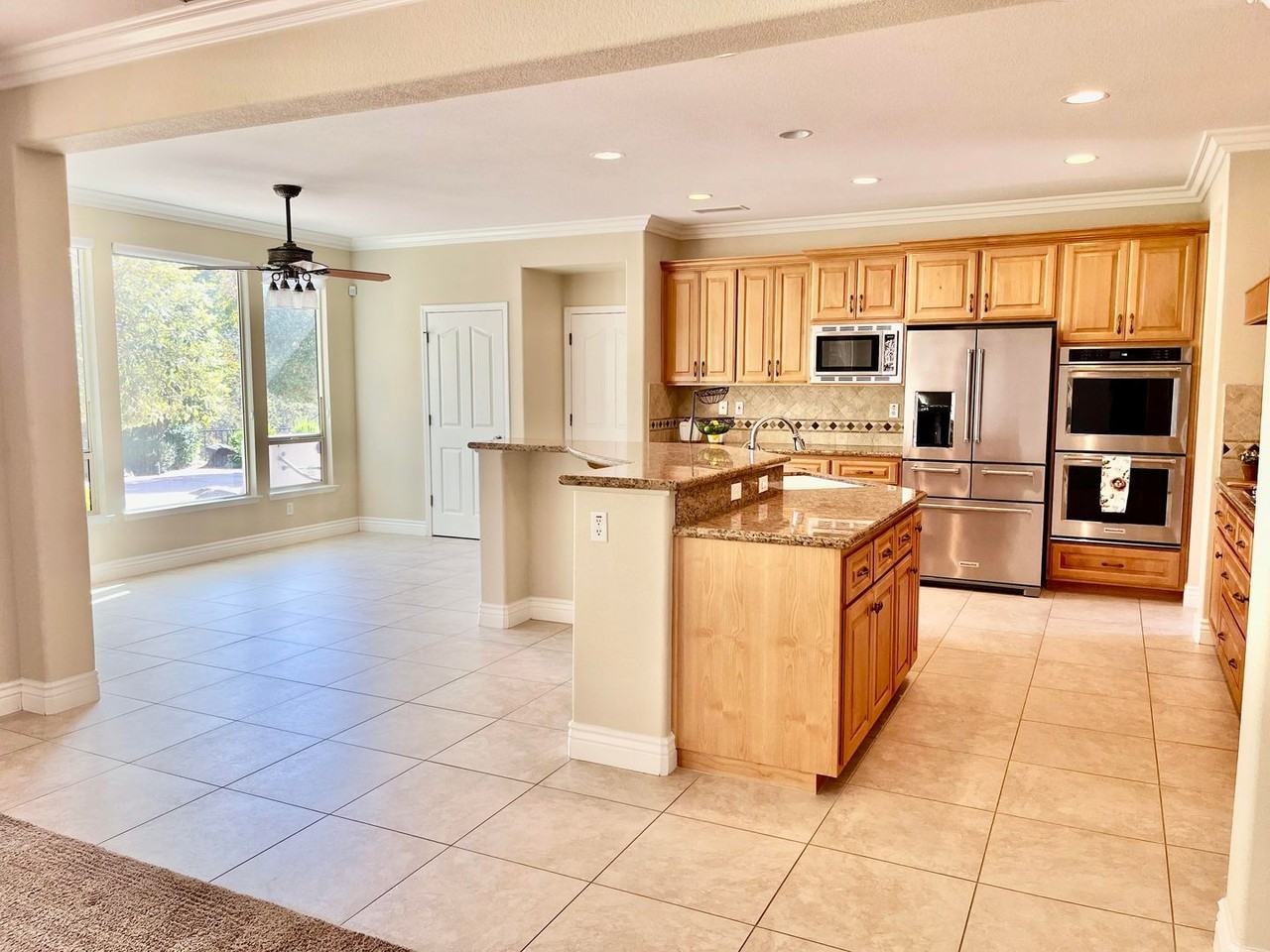 3381 Black Oak Dr - Photo 6 of 28