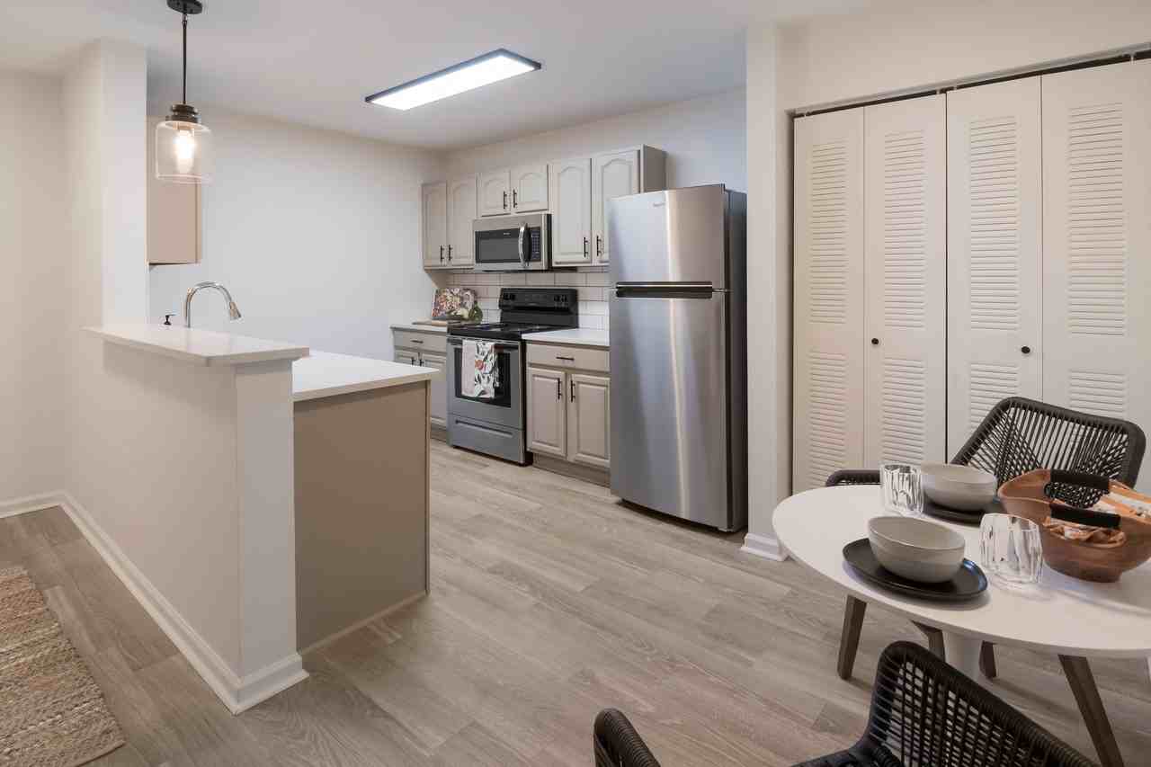 The Emerson - Photo 6 of 50