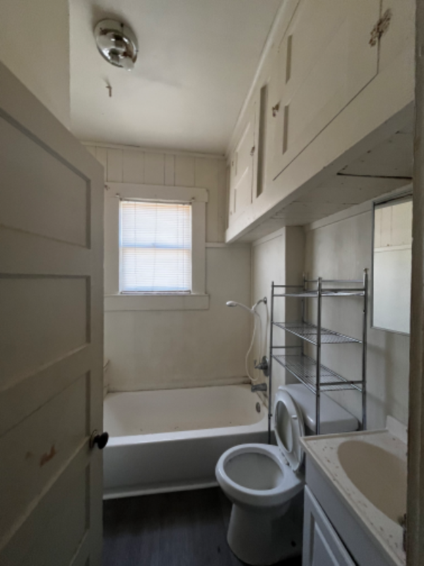 708 E 12th Ave - Photo 5 of 7