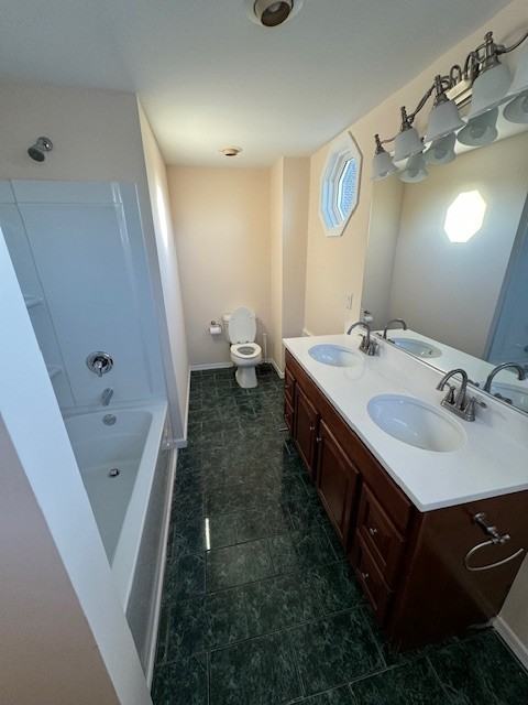 128 S Main St #1 - Photo 3 of 11