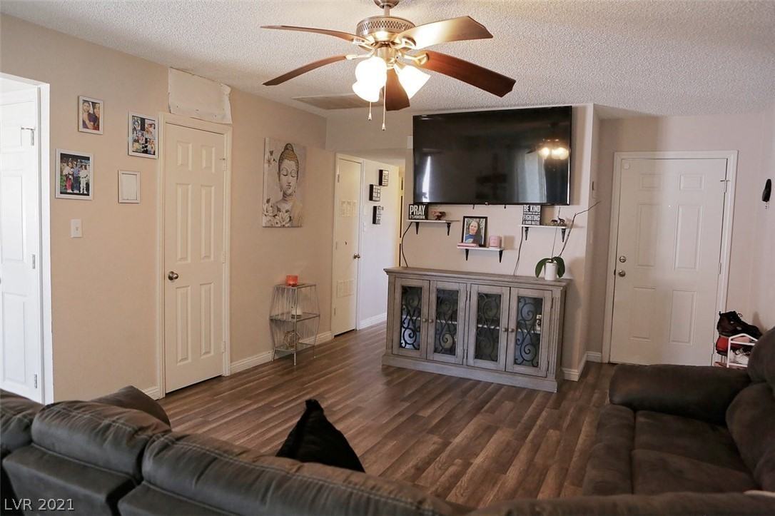 300 View Dr #NA - Photo 4 of 8