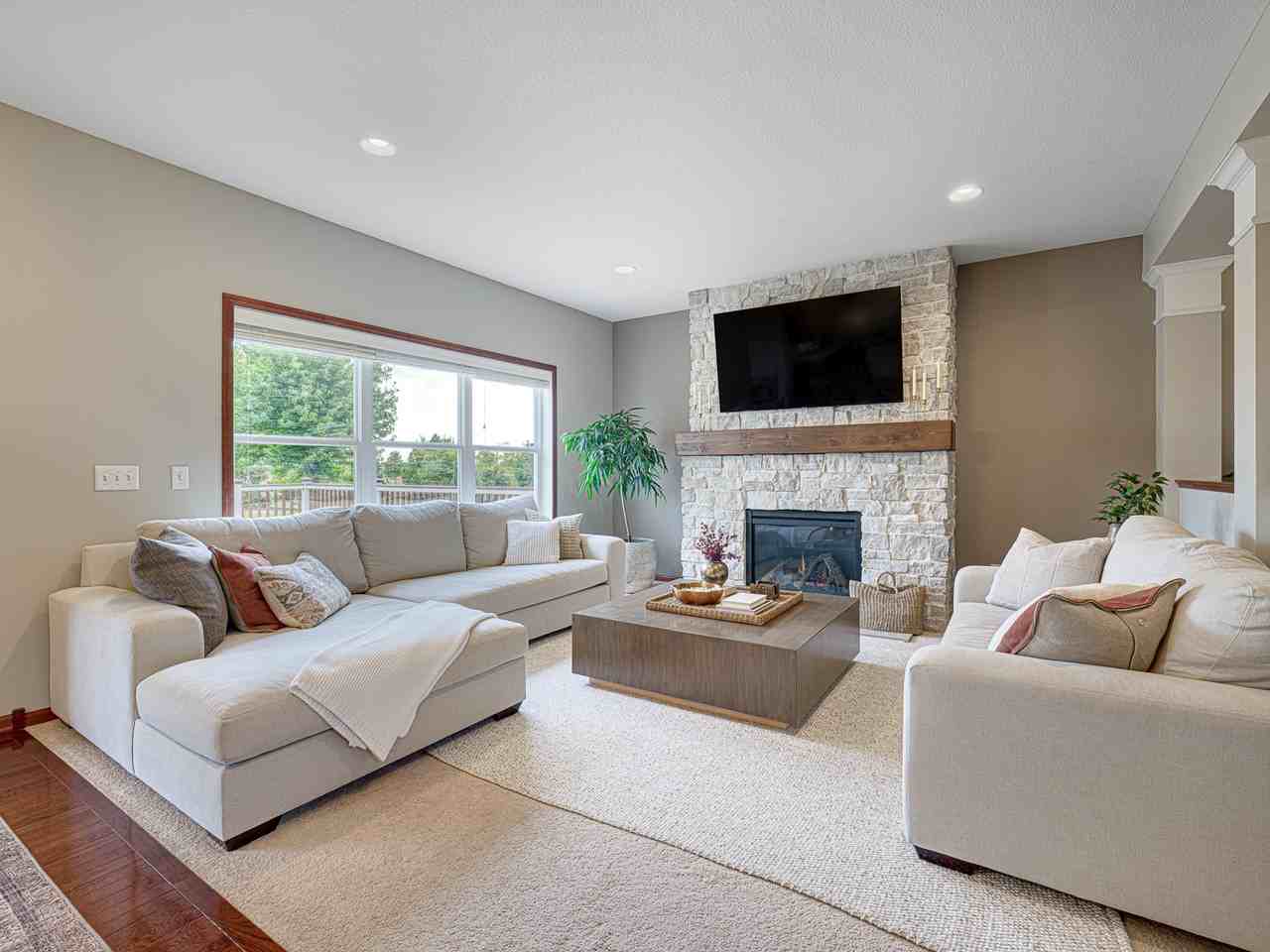 11193 68th St Ne #NA - Photo 4 of 28