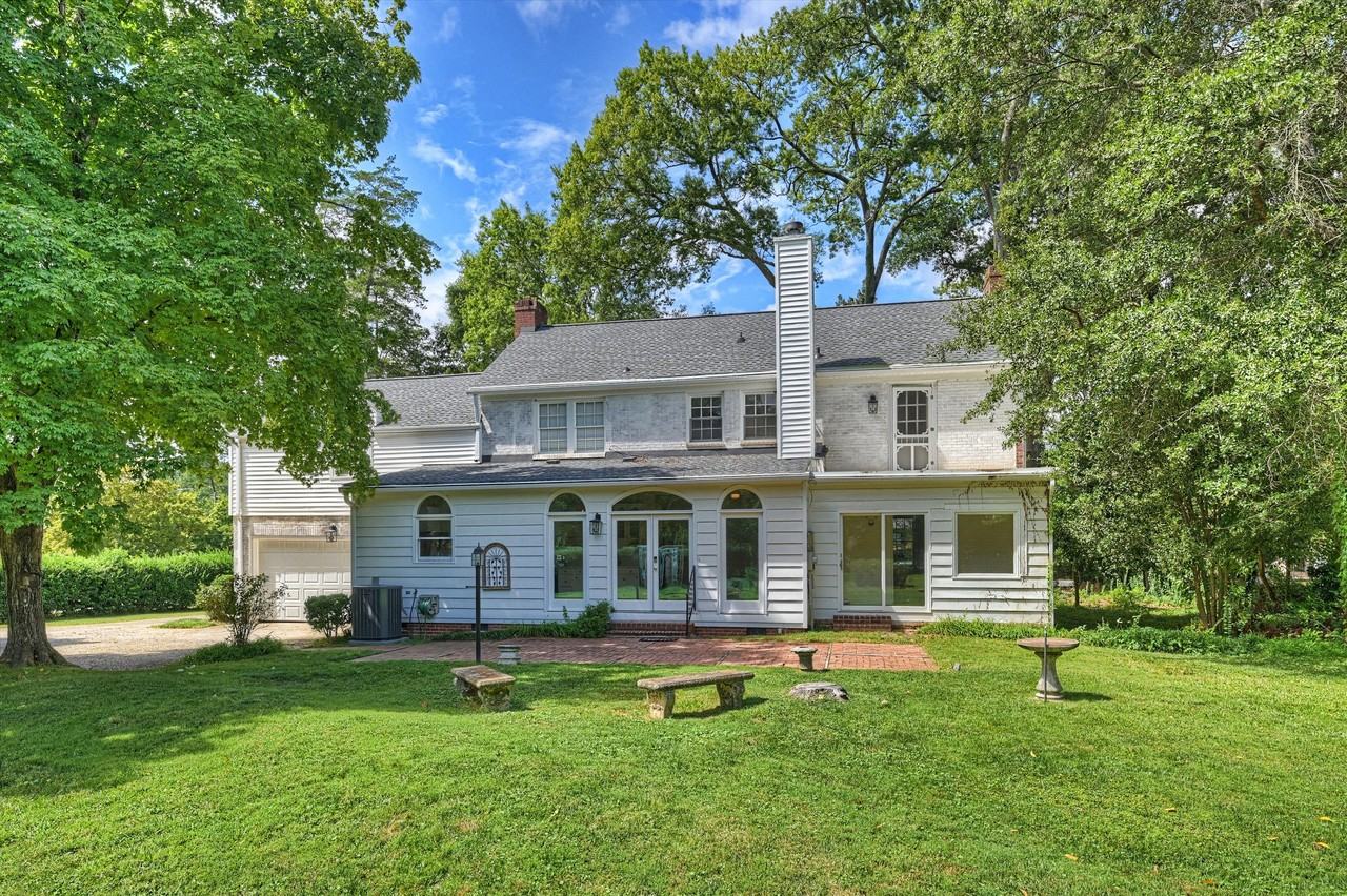 1601 S Wendover Rd #NA - Photo 3 of 47