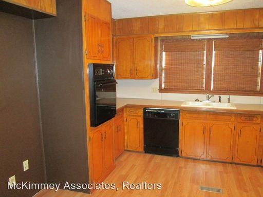 785 Apple Hill Rd - Photo 3 of 9