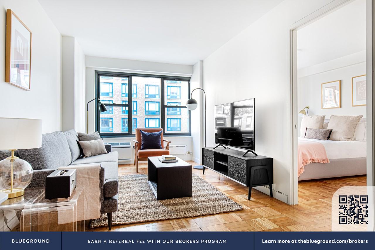 145 4th Avenue - Photo 5 of 22
