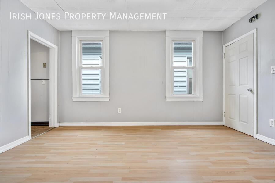 52 Aldrich Pl #2UPPER - Photo 3 of 12