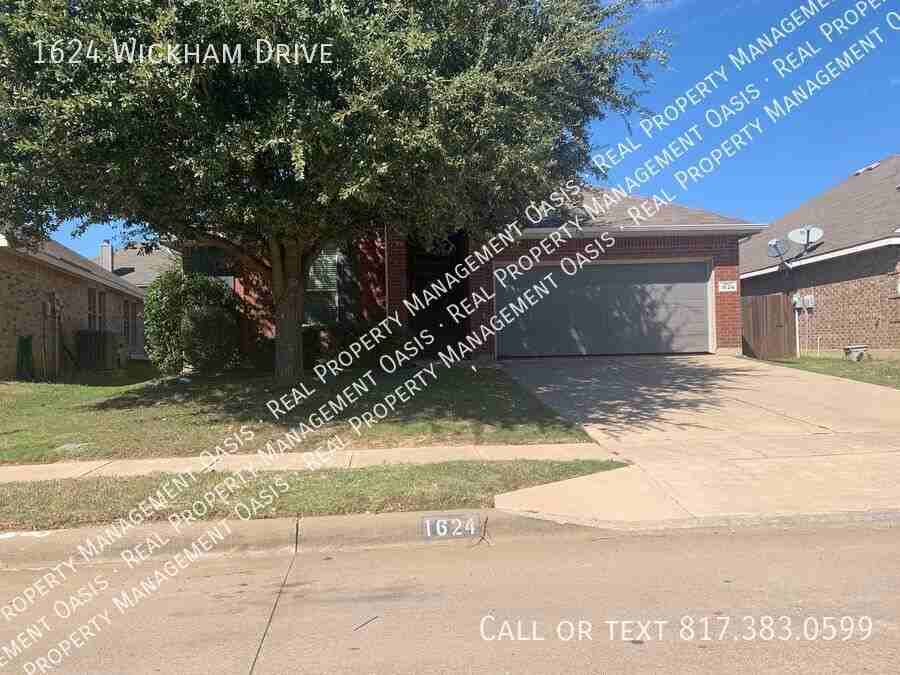 1624 Wickham Dr - Photo 2 of 23