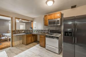 featured image of E 80th St