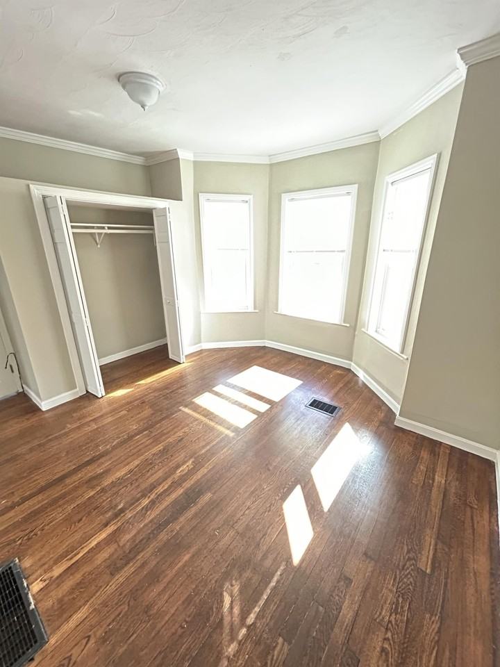 Hurd St #1 - Photo 4 of 12