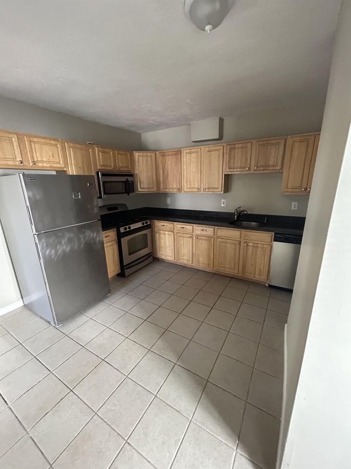 Hurd St #1 - Photo 7 of 12