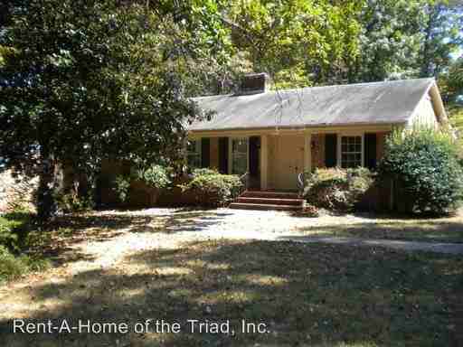 714 Rollingwood Dr - Photo 2 of 8