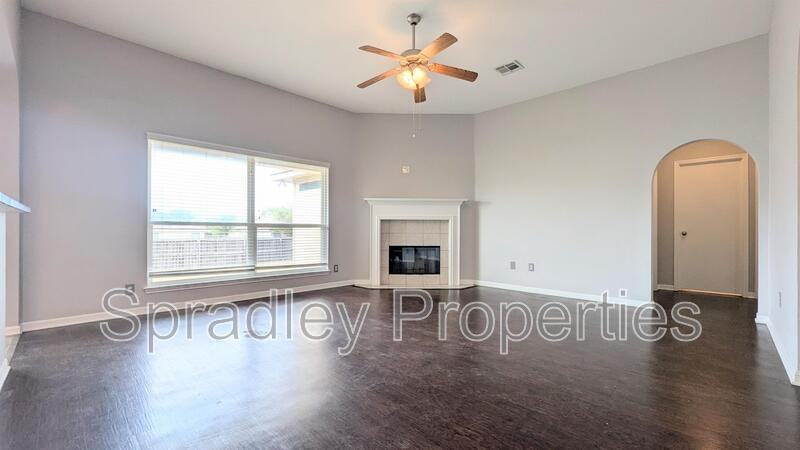 1124 Westbury - Photo 2 of 9