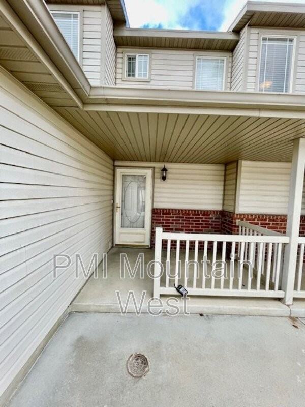 652 Westnorth #42 - Photo 4 of 32