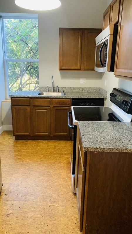 857 Goodfellow Blvd #B - Photo 3 of 17