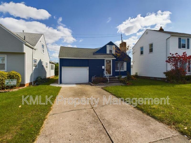 1607 Woodrow Ave - Photo 3 of 50