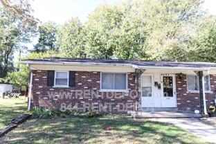 1213 S Lombard Ave - Photo 1 of 1