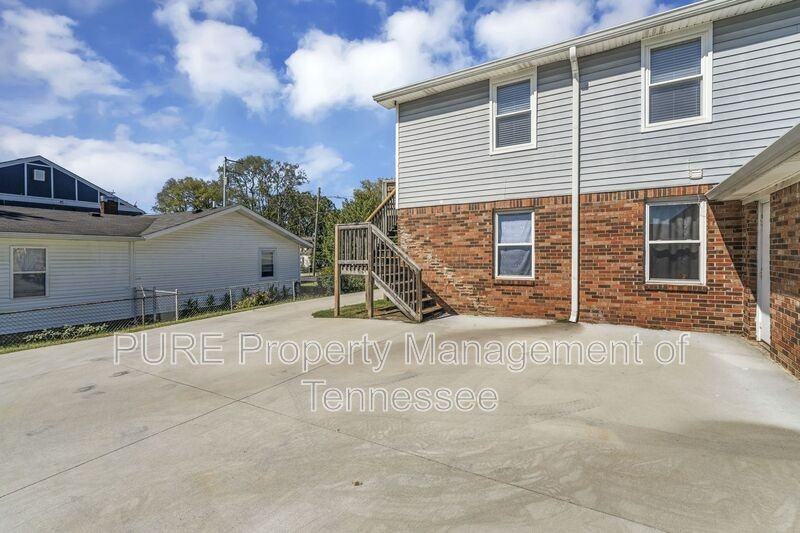 210 Duke St #B - Photo 2 of 28