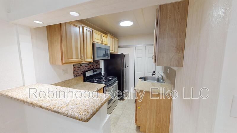 843 Lincoln Ave - Photo 6 of 15