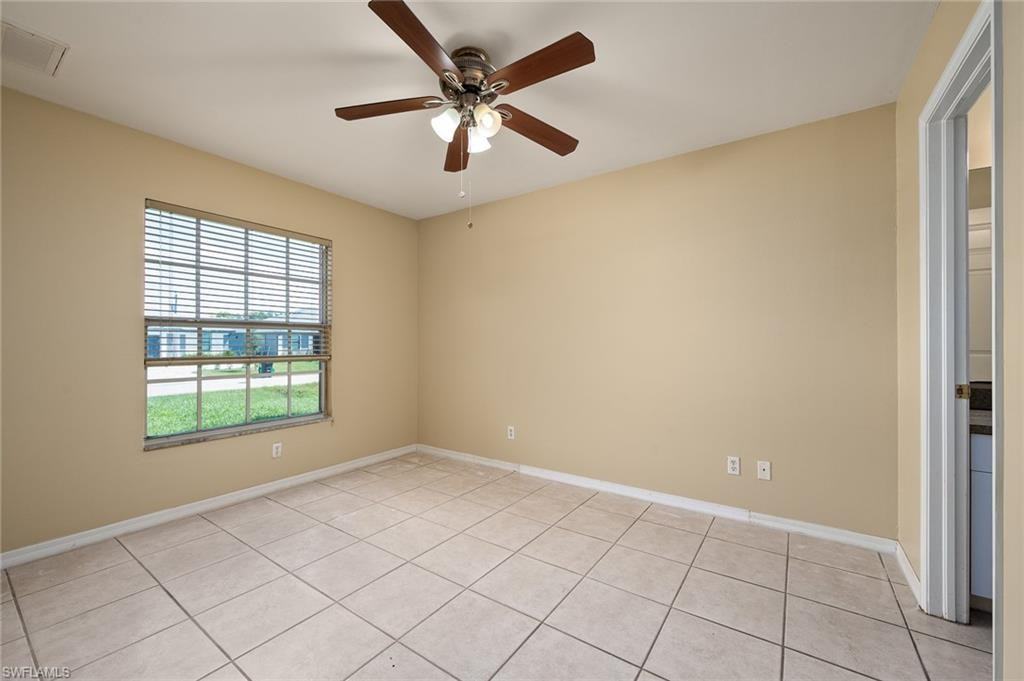 618 Se 9th St - Photo 6 of 9