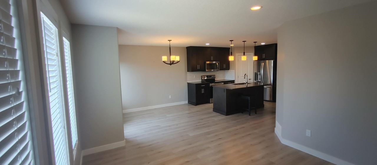 518 Devonia Rd W - Photo 5 of 15