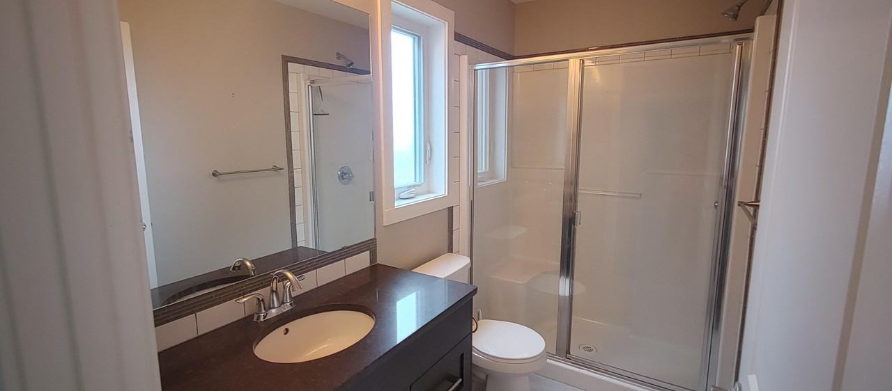 518 Devonia Rd W - Photo 6 of 15