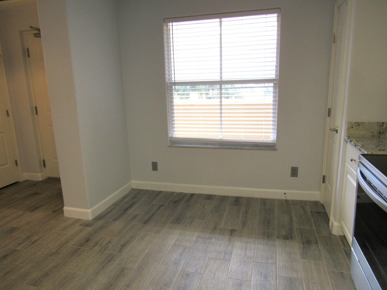 424 Luna Bella Ln #223 - Photo 7 of 22
