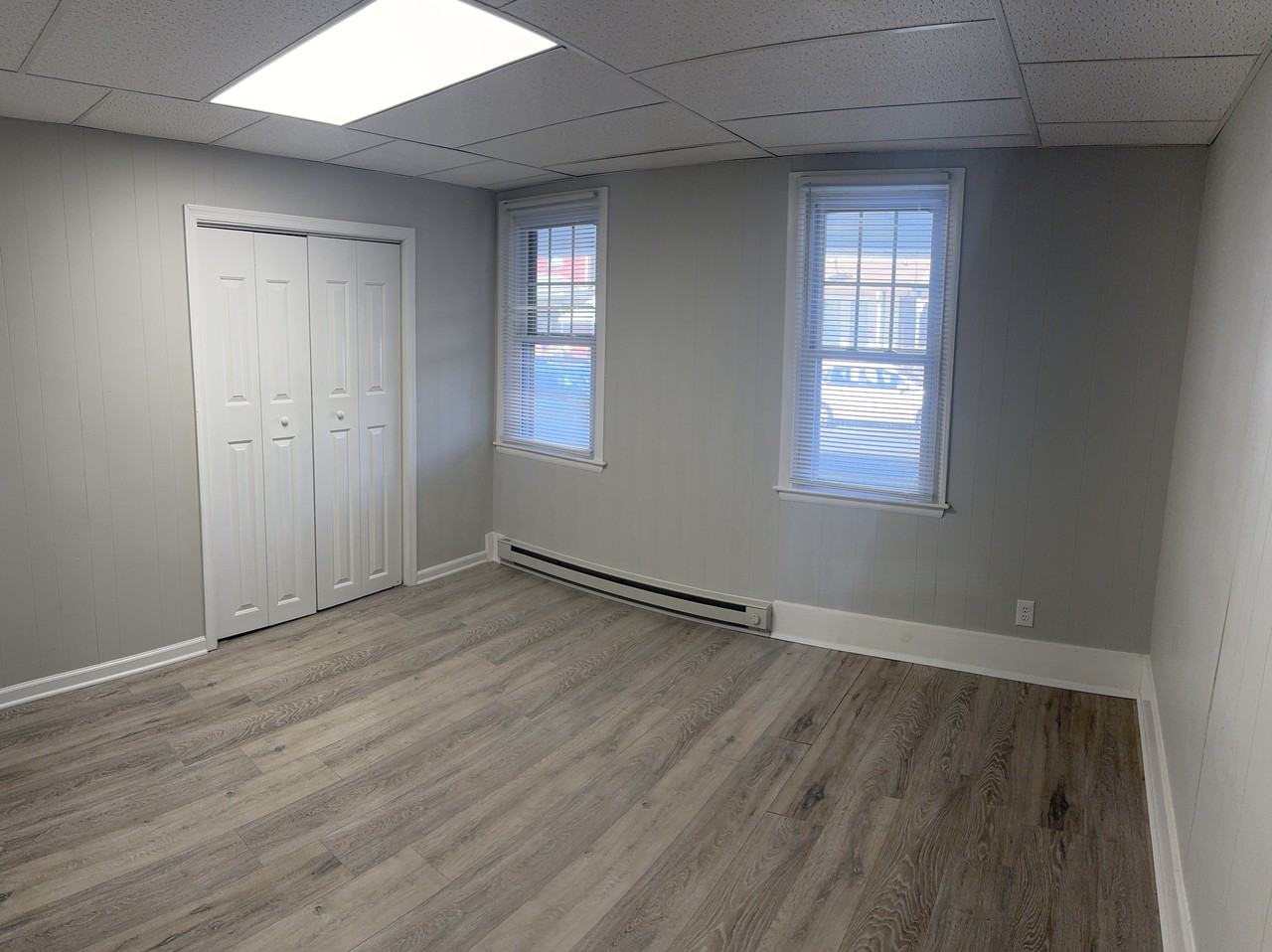 454 E Weidman St - Photo 3 of 29