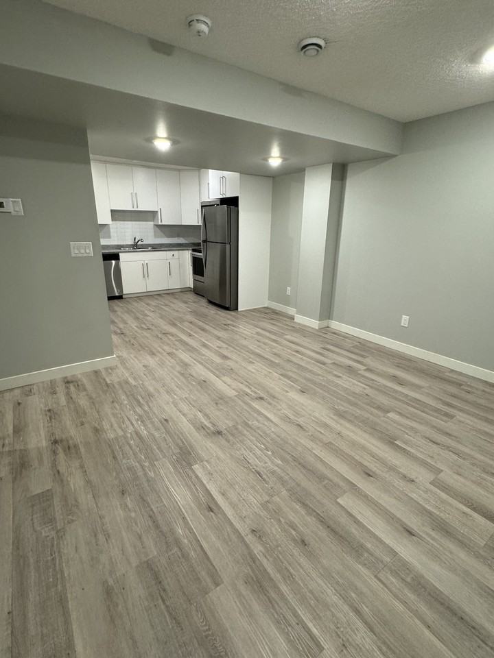 6417 Bsmt177 Ave Nw - Photo 3 of 15