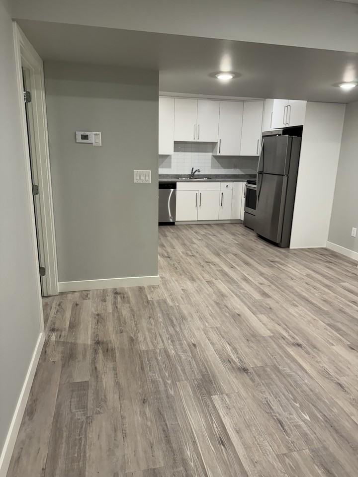 6417 Bsmt177 Ave Nw - Photo 6 of 15