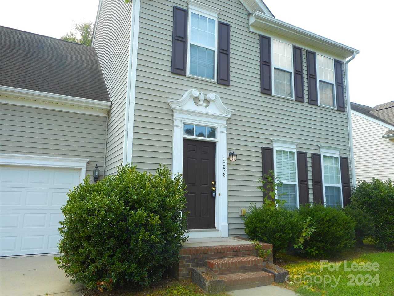 1058 Pepperwood Pl - Photo 2 of 24