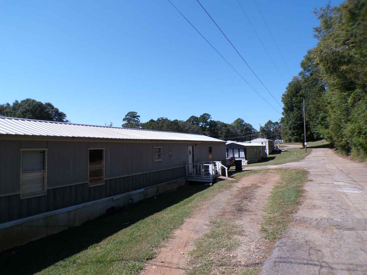 2184 W Point Rd - Photo 3 of 50