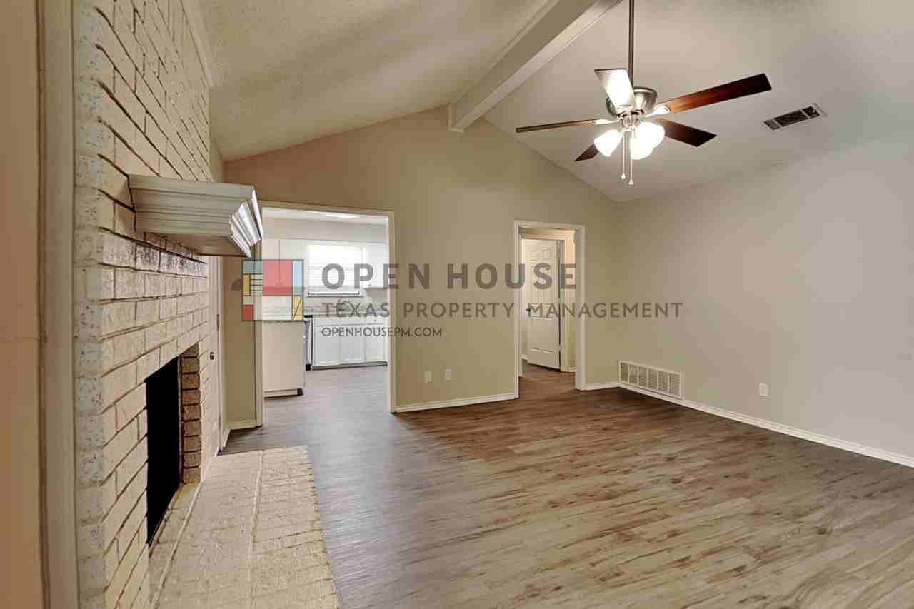 6640 Willow View Dr - Photo 3 of 19
