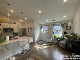 9 Mansfield St #4 - Photo 1 of 1