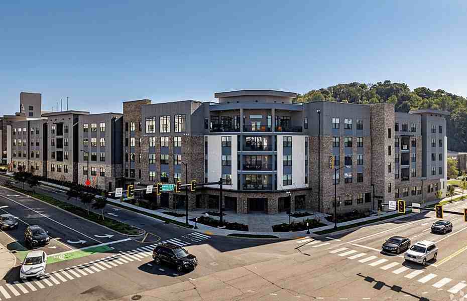 The Davy - Photo 4 of 29