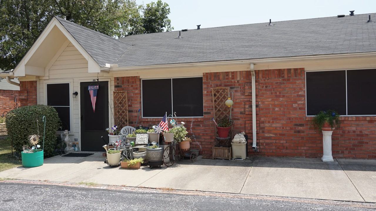 The Parc at Bakers Pointe - Photo 2 of 9