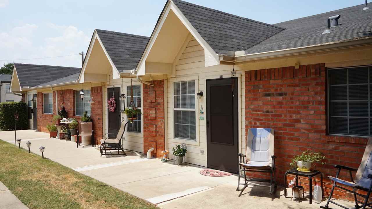 The Parc at Bakers Pointe - Photo 6 of 9