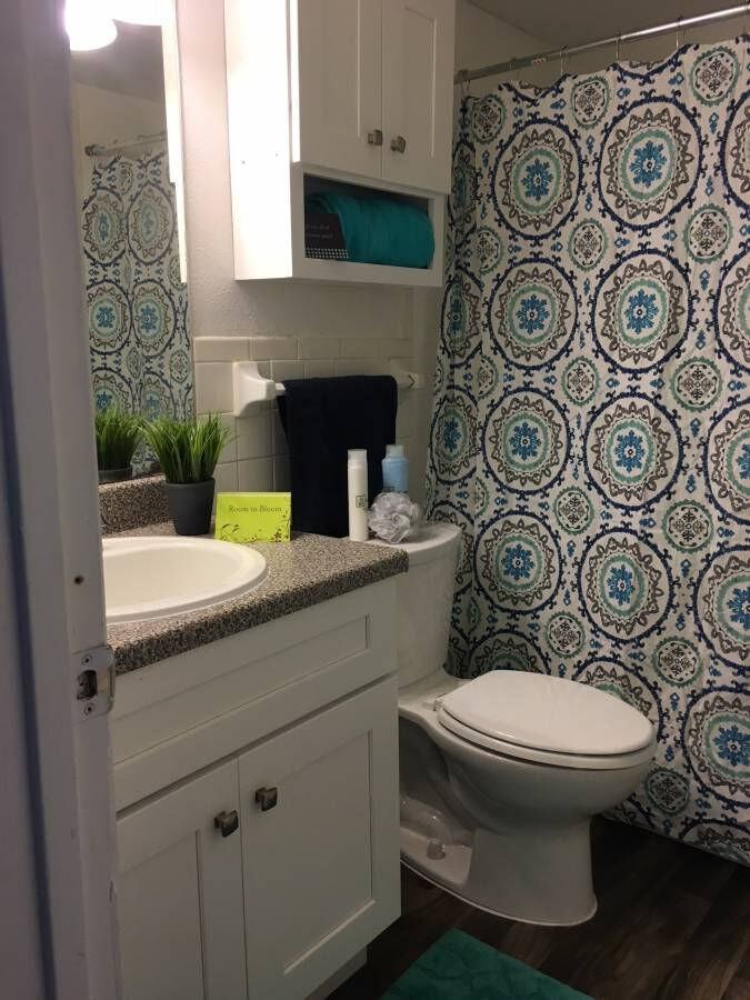 32TEN ON THE BLVD - Photo 3 of 4