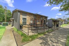 Cleburne Plaza - Photo 1 of 1