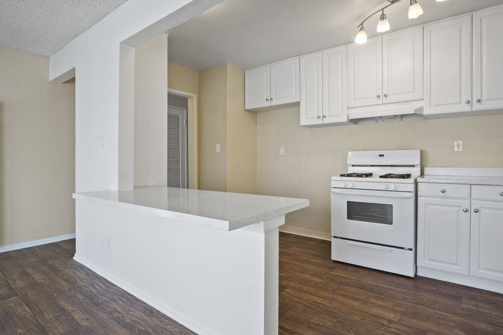 Tribeca Apartments - Photo 5 of 39