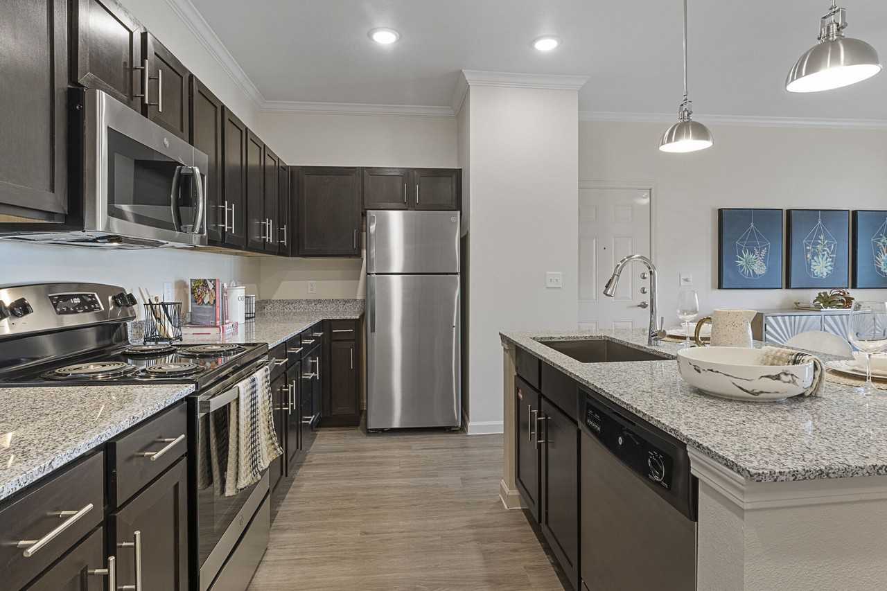 Parc at Ingleside - Photo 6 of 36