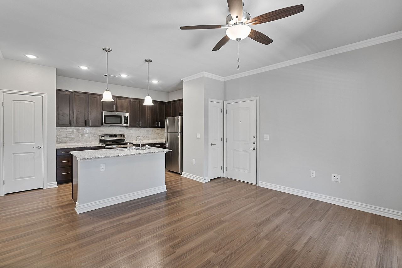 Stonebridge - Photo 3 of 50