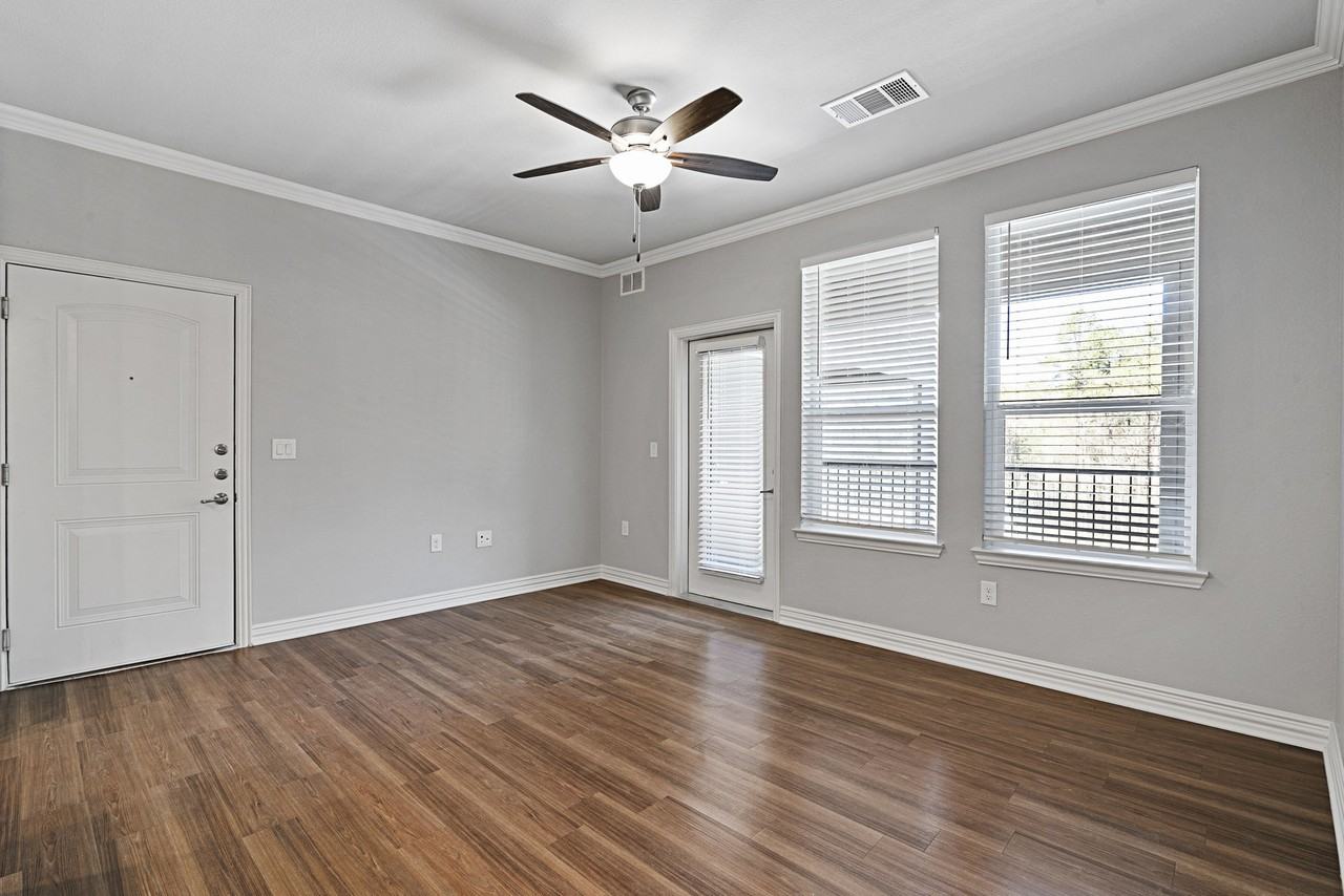 Stonebridge - Photo 4 of 50