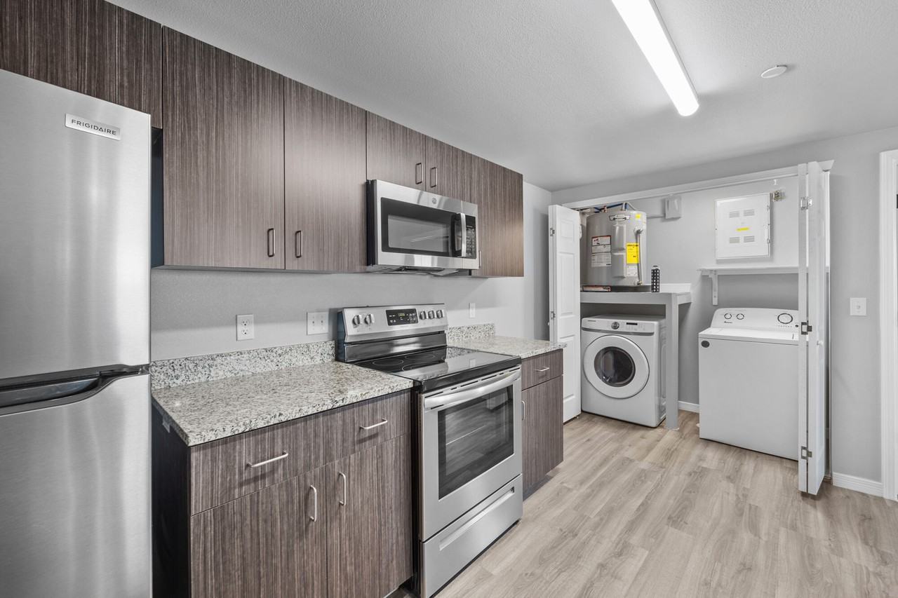 DISTRICT AT PELLICANO - Photo 3 of 50