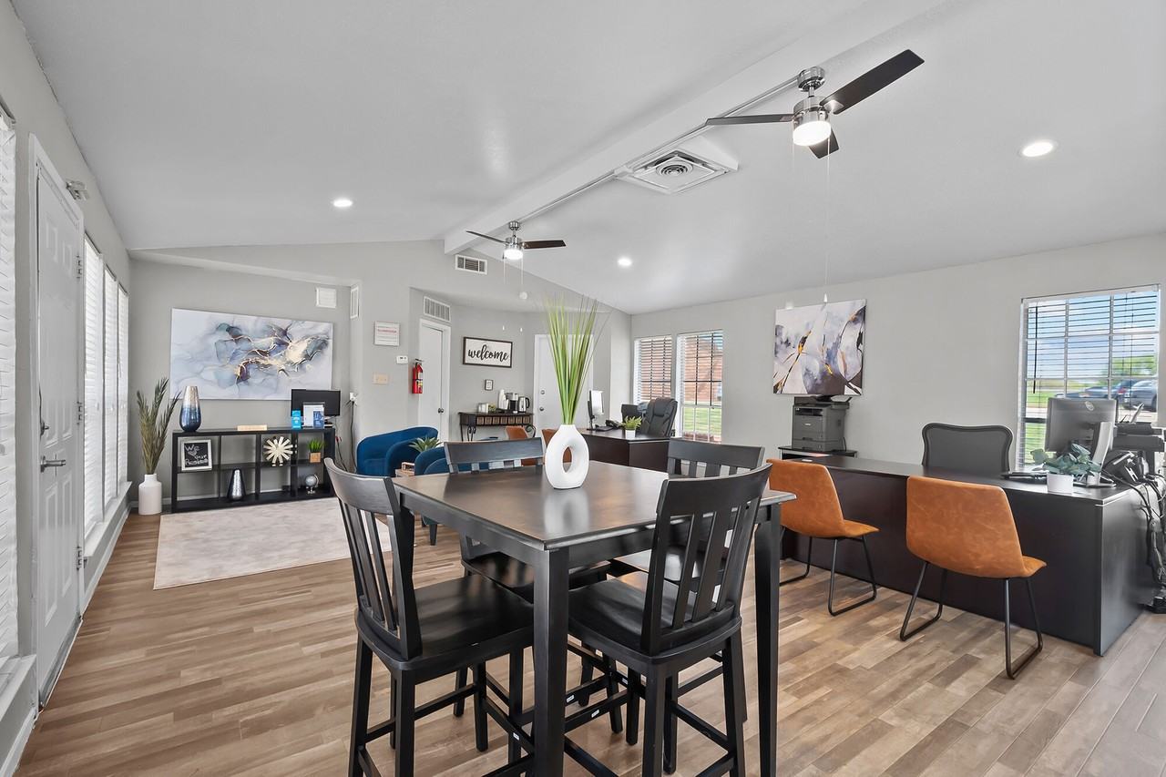 Parkwood Square - Photo 2 of 49