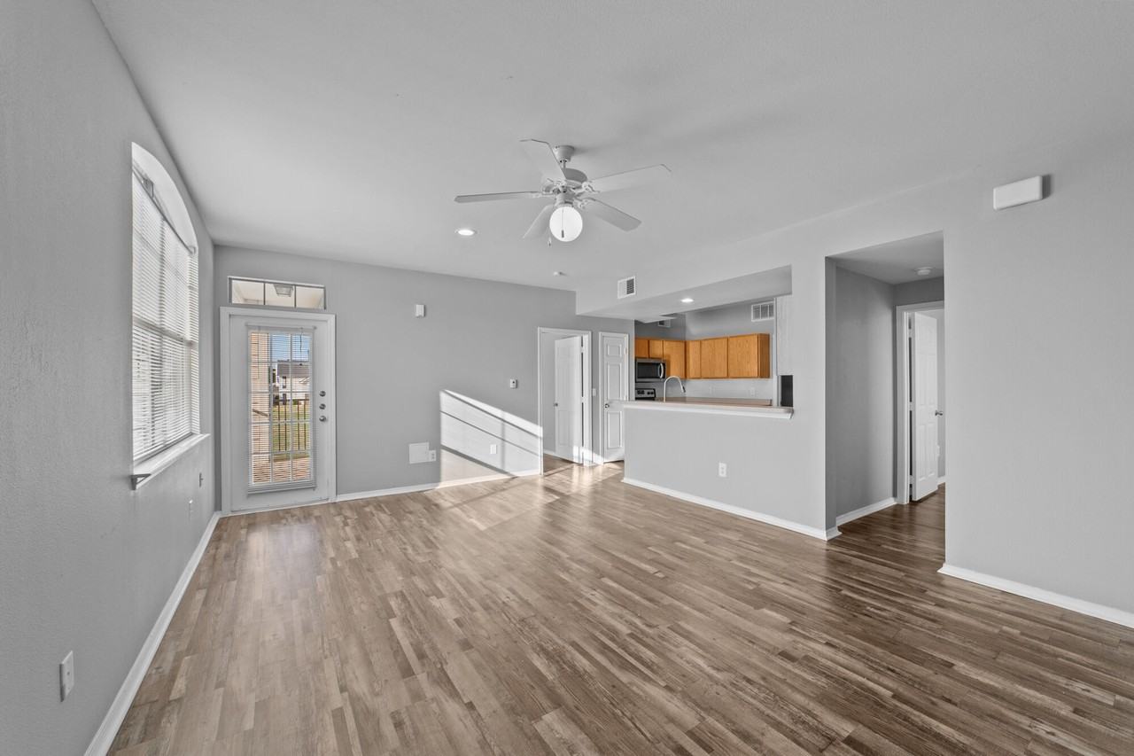 Burkburnett Residences - Photo 2 of 32