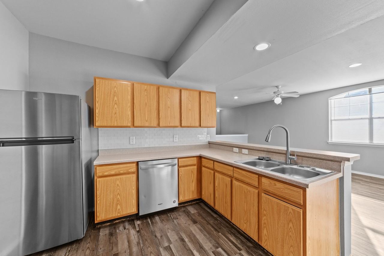 Burkburnett Residences - Photo 3 of 32