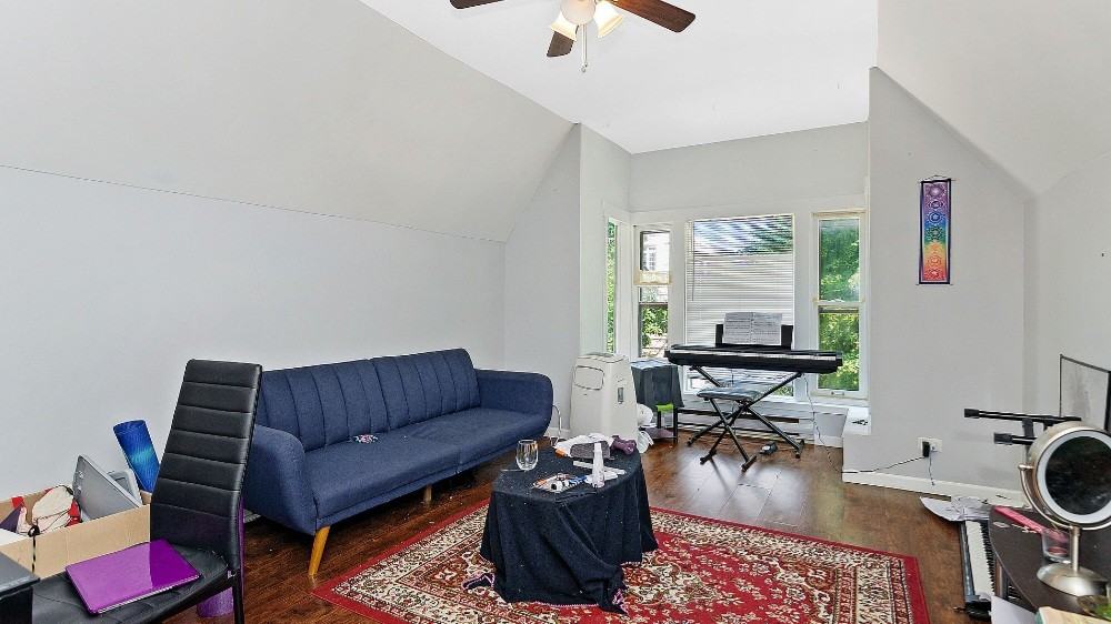 1016 S Claremont Ave #3 - Photo 2 of 8