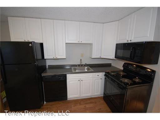 5800 Thunderbird St - Photo 3 of 6